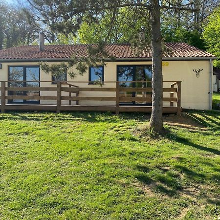 Repere Du Cerf Villa Virton Bagian luar foto