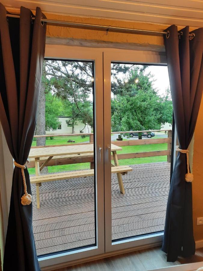 Repere Du Cerf Villa Virton Bagian luar foto